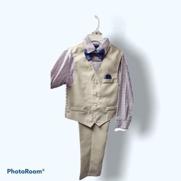 🆕 Nautica Boys 4 piece Vest Set - Picture 1 of 9